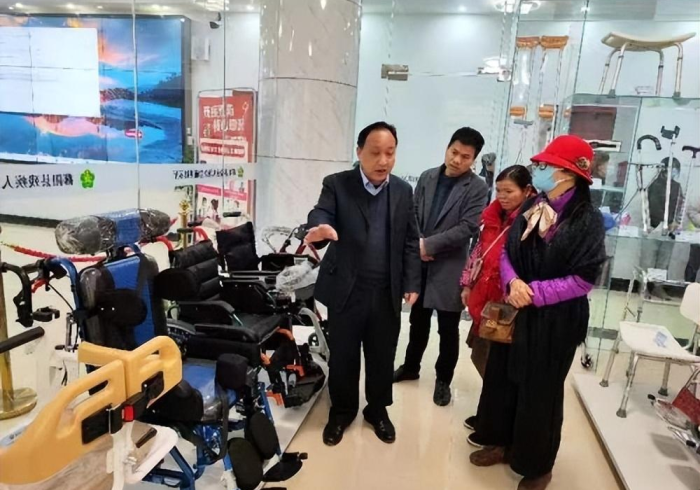 使用分享“鄱阳翻精怎么看出有挂”科技辅助神器手机版教程