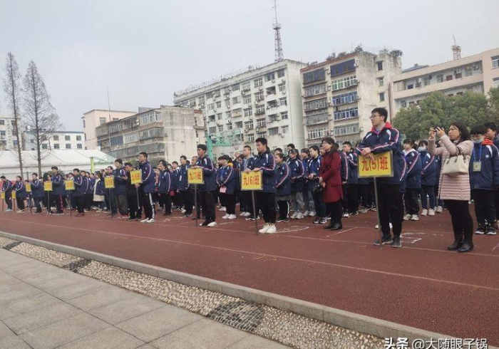 [推荐]“决战卡五星怎么提高好牌几率”开挂(透视)辅助