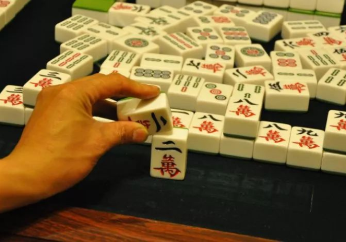 教程解析“雀友会广东麻将赢的秘诀”附开挂脚本 教程解析“雀友会广东麻将赢的秘诀”附开挂脚本