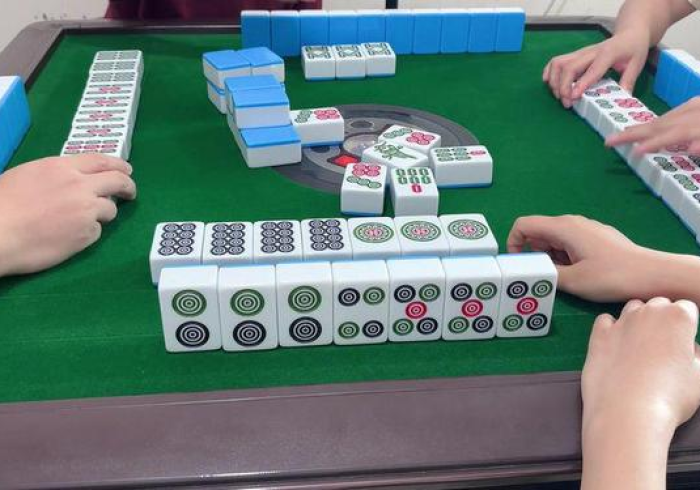 【今日头条】“JJ麻将麻将一直赢”开挂安装教程